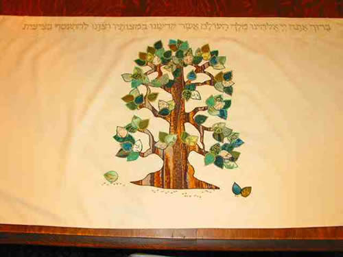 shawl with a tree